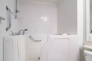 7623 Southampton Terrace, Tamarac, FL 33321 - Photo 25