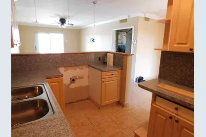 4770 NW 10 Court NW #306, Plantation, FL 33313 - Photo 9