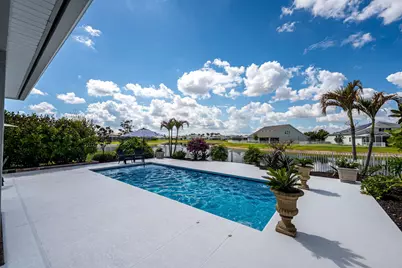 10460 SW Captiva Drive, Port Saint Lucie, FL 34953 - Photo 13