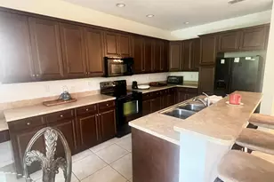 9212 Dupont Pl, Wellington, FL 33414 - Photo 3