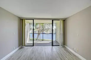14 Royal Palm Way, Boca Raton, FL 33432 - Photo 5