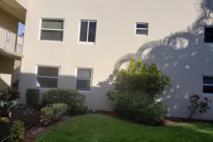 874 Flanders S, Delray Beach, FL 33484 - Photo 13