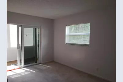 874 Flanders S, Delray Beach, FL 33484 - Photo 5