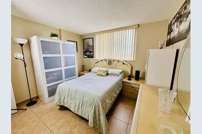 8201 NW 8th Street #1-509, Miami, FL 33126 - Photo 21