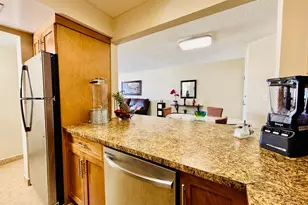 8201 NW 8th St, Miami, FL 33126 - Photo 13