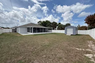 949 SW Fisherman Ave, Port Saint Lucie, FL 34953 - Photo 23