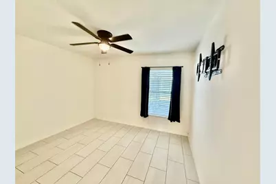 949 SW Fisherman Avenue, Port Saint Lucie, FL 34953 - Photo 15