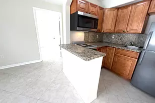 215 S Federal Hwy, Lake Worth Beach, FL 33460 - Photo 9