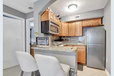 215 S Federal Highway #2 Rear, Lake Worth Beach, FL 33460 - Photo 15