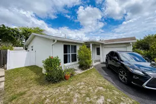 11361 NW 32nd Pl, Sunrise, FL 33323 - Photo 1