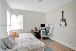 2552 Wiley St, Hollywood, FL 33020 - Photo 13