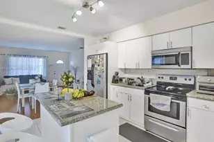 2552 Wiley St, Hollywood, FL 33020 - Photo 5