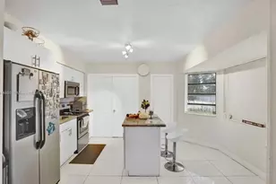 2552 Wiley St, Hollywood, FL 33020 - Photo 3