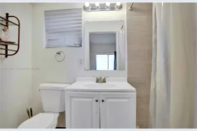 2552 Wiley Street, Hollywood, FL 33020 - Photo 15