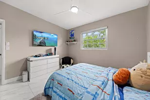 1895 Violet Ave, West Palm Beach, FL 33415 - Photo 37