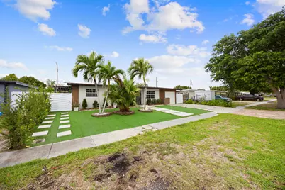 1895 Violet Avenue, West Palm Beach, FL 33415 - Photo 61