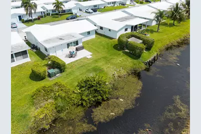 2390 SW 14th Avenue, Boynton Beach, FL 33426 - Photo 21