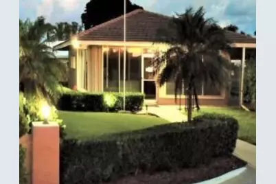 2390 SW 14th Avenue, Boynton Beach, FL 33426 - Photo 25