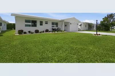 2390 SW 14th Avenue, Boynton Beach, FL 33426 - Photo 1