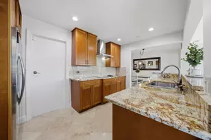 2390 SW 14th Ave, Boynton Beach, FL 33426 - Photo 9