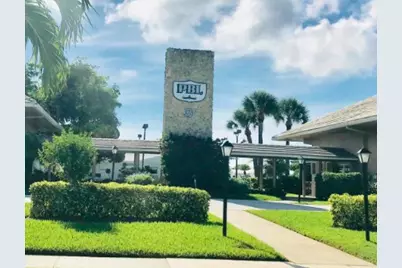 2390 SW 14th Avenue, Boynton Beach, FL 33426 - Photo 23