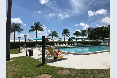2390 SW 14th Avenue, Boynton Beach, FL 33426 - Photo 23