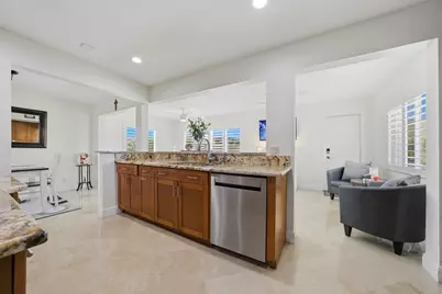 2390 SW 14th Avenue, Boynton Beach, FL 33426 - Photo 7