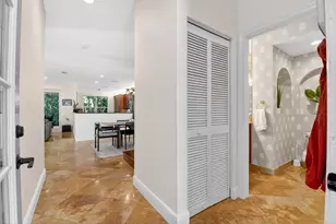 106 Las Brisas Cir, Hypoluxo, FL 33462 - Photo 23