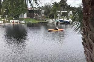 121 SE Paradise Pl, Stuart, FL 34997 - Photo 19