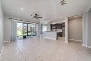 8277 NW 127th Ln, Parkland, FL 33076 - Photo 7