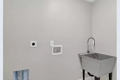 1716 Leroy Avenue, Lehigh Acres, FL 33972 - Photo 47