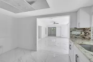 334 SW 13th Ave, Boynton Beach, FL 33435 - Photo 17