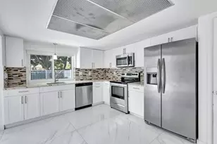 334 SW 13th Ave, Boynton Beach, FL 33435 - Photo 15