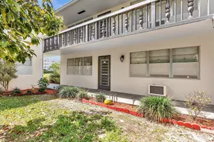 5 Markham A, Deerfield Beach, FL 33442 - Photo 3