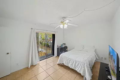 149 Lake Arbor Drive, Palm Springs, FL 33461 - Photo 19
