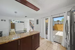 149 Lake Arbor Dr, Palm Springs, FL 33461 - Photo 9