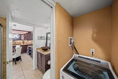 149 Lake Arbor Drive, Palm Springs, FL 33461 - Photo 13