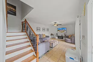 149 Lake Arbor Dr, Palm Springs, FL 33461 - Photo 3