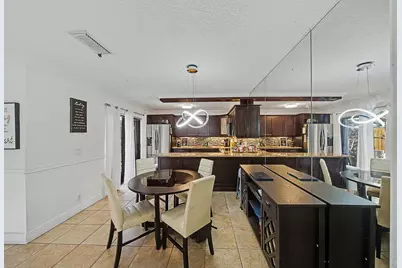 149 Lake Arbor Drive, Palm Springs, FL 33461 - Photo 9