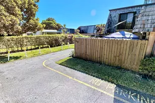 149 Lake Arbor Dr, Palm Springs, FL 33461 - Photo 1