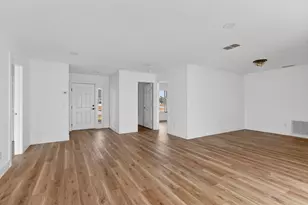 2101 SE Holland St, Port Saint Lucie, FL 34952 - Photo 9