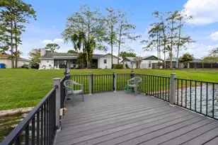 125 Parkwood Dr, Royal Palm Beach, FL 33411 - Photo 39