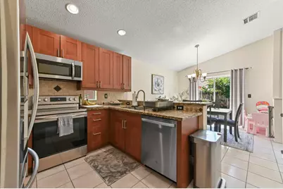 6578 Geneva Street, Lake Worth, FL 33467 - Photo 7