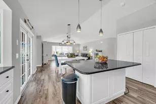 757 NE Eastlake St, Port Saint Lucie, FL 34983 - Photo 5