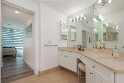 111 SE 8th Avenue #705, Fort Lauderdale, FL 33301 - Photo 47