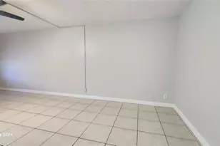 555 SE 8th St, Deerfield Beach, FL 33441 - Photo 21