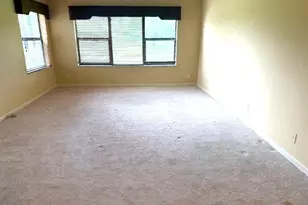 9 Windsor Ln, Boynton Beach, FL 33436 - Photo 13