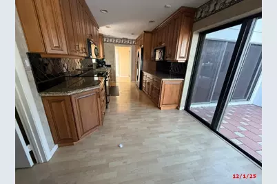 9 Windsor Lane, Boynton Beach, FL 33436 - Photo 11