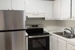 3320 Lake Osborne Dr, Lake Worth Beach, FL 33461 - Photo 5