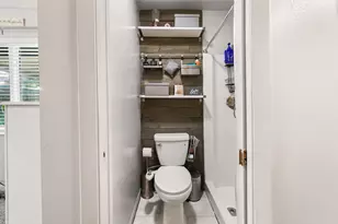 8610 NW 46th St, Lauderhill, FL 33351 - Photo 27